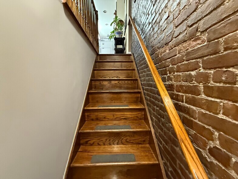 More Photos Of 459 6th Ave, Brooklyn Apartments For Lease