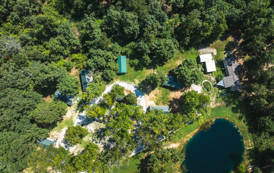 More Photos Of 11726 Highway K, Jadwin Hotel For Sale