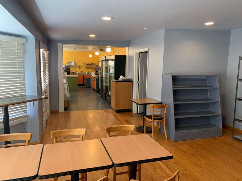 More Photos Of 7892 Stonewall Jackson Hwy, Front Royal Restaurant For Sale