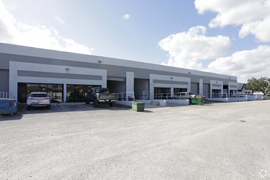 More Photos Of 2001 NW 15th Ave, Pompano Beach Warehouse For Lease