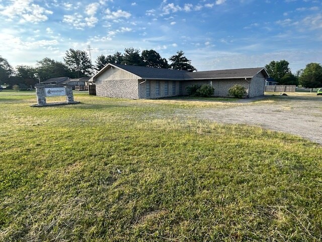 More Photos Of 2015 E State Road 32, Winchester Religious Facility For Sale