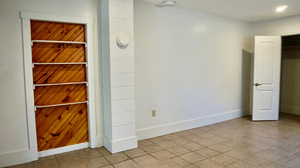 More Photos Of 73 Alstead Hill Rd, Gilsum Office For Sale