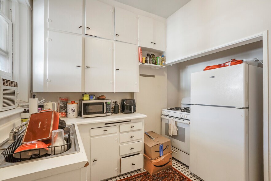 More Photos Of 1355-1365 Vine St, Denver Apartments For Sale