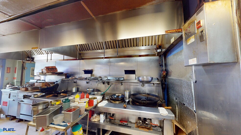 More Photos Of 517 N Main St, Niles Restaurant For Sale