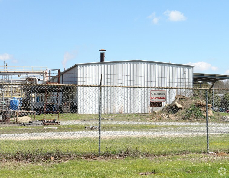 More Photos Of 6906 Dixie St, Columbus Industrial For Sale