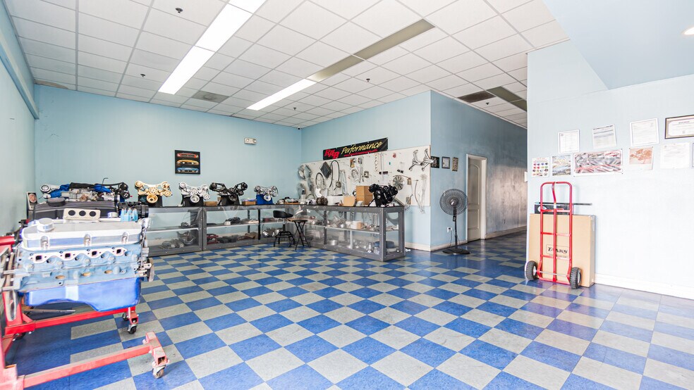 More Photos Of 280 S I St, San Bernardino Warehouse For Lease