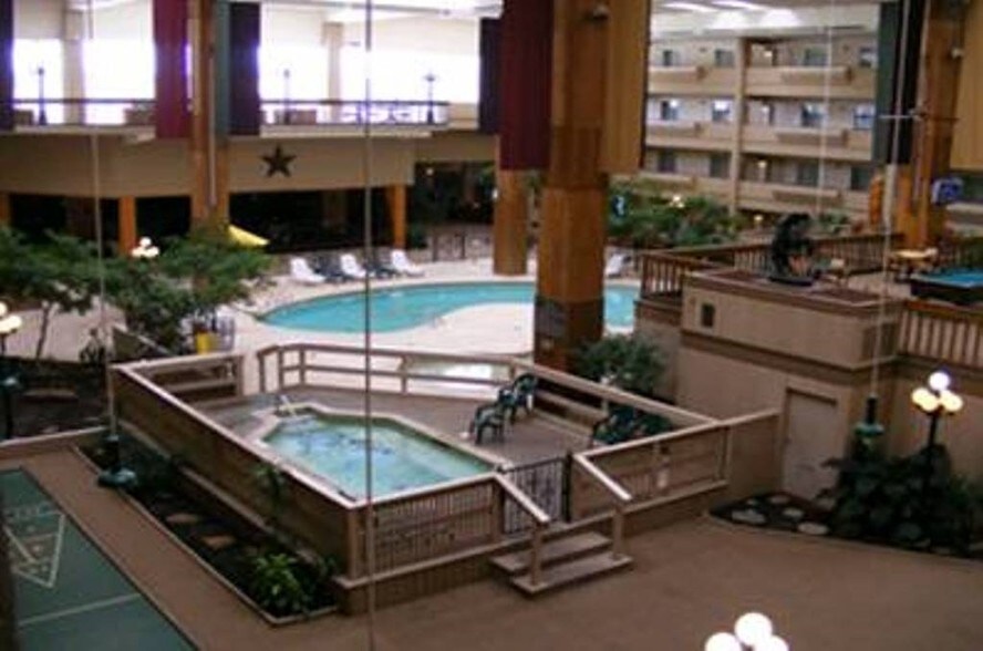 More Photos Of 401 Broad St, Wichita Falls Hotel For Sale