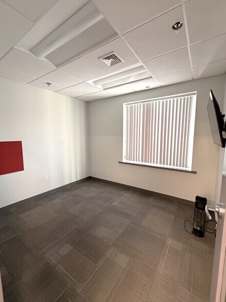 More Photos Of 75 Proctor St, Roxbury Warehouse For Lease