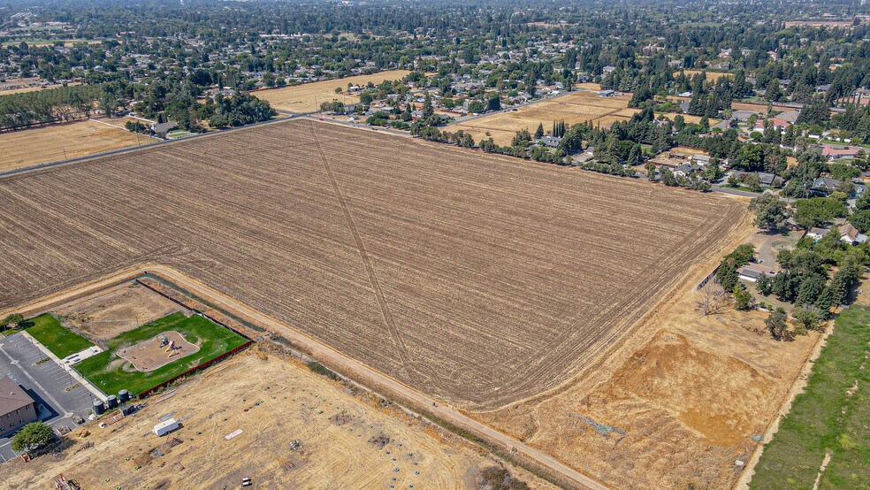 More Photos Of 41 Acres Stretch, McKee & Santa Fe, Merced Land For Sale