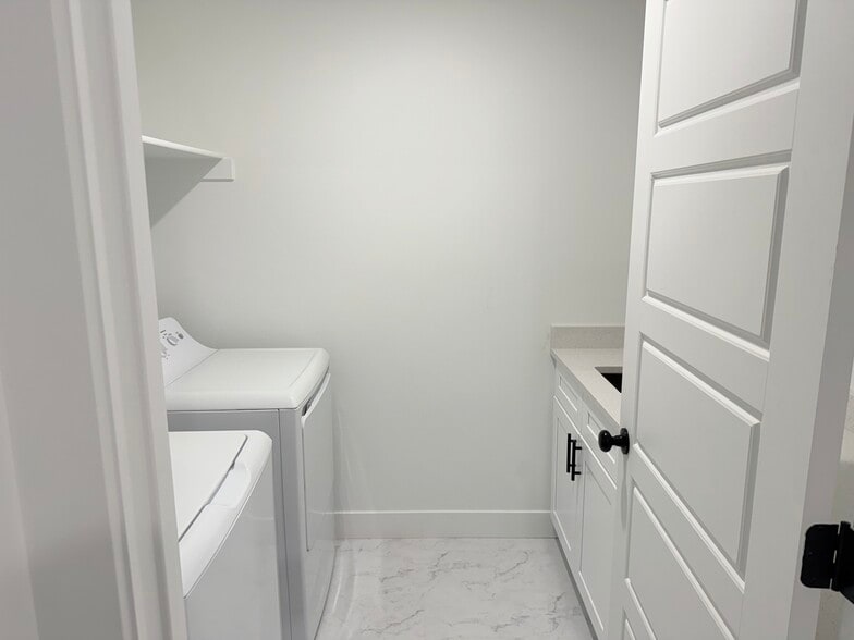 More Photos Of , Sandy Multifamily For Sale