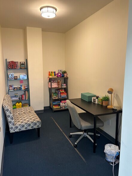 More Photos Of 63-17 Metropolitan Ave, Middle Village Warehouse For Lease