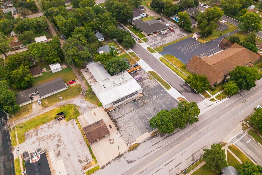 More Photos Of 226 E Ross St, Clearwater Freestanding For Sale