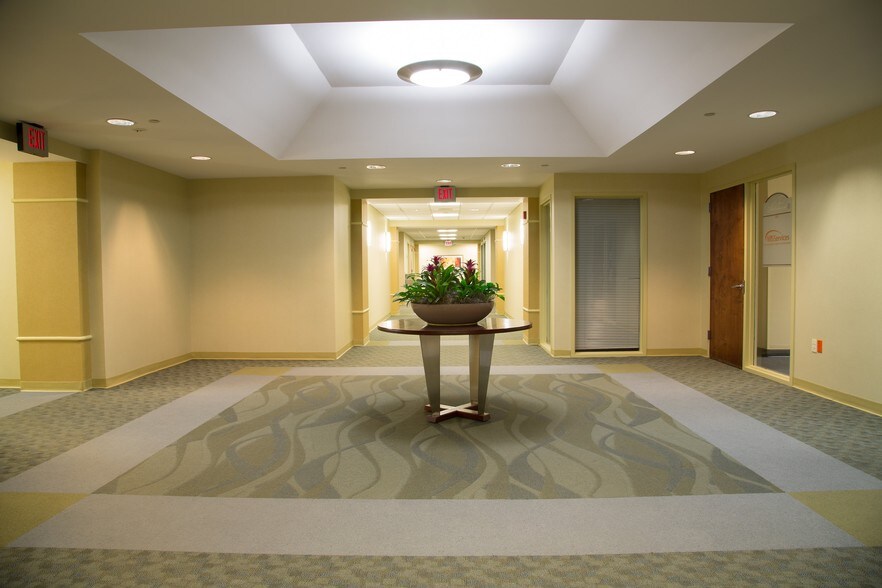 More Photos Of 2 International Dr, Portsmouth Office For Lease