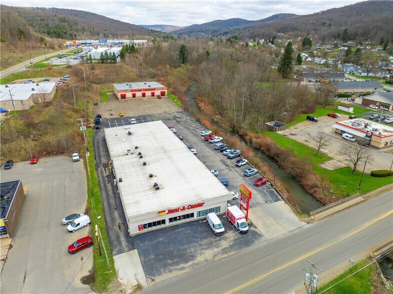 More Photos Of 1020 E Main St, Bradford Storefront For Sale