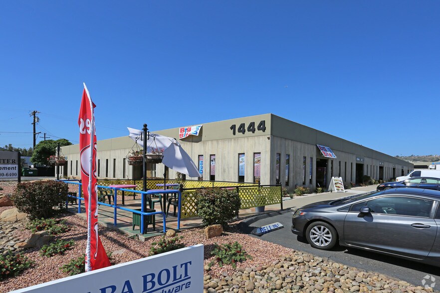 More Photos Of 1444 Pioneer Way, El Cajon Warehouse For Lease