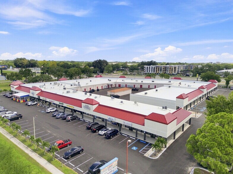 More Photos Of 14100 US Highway 19 N, Clearwater Unknown For Lease