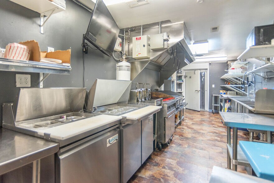 More Photos Of 789 E Morgan St, Martinsville Restaurant For Sale