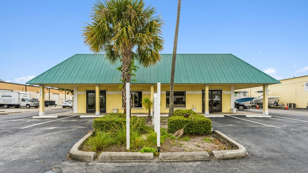 Primary Photo Of 1516 Cypress Dr, Jupiter Light Distribution For Lease