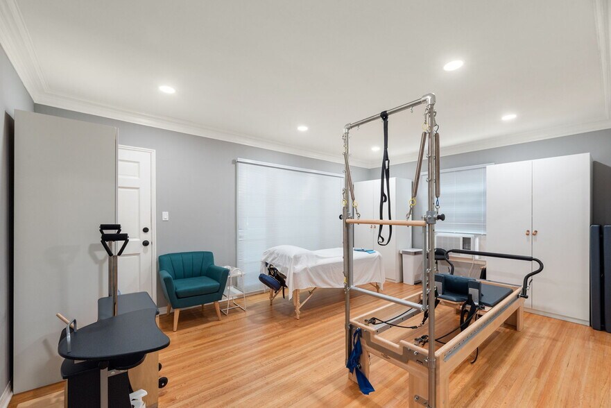 More Photos Of , Beverly Hills Unknown For Sale