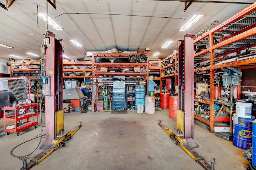 More Photos Of 140 Hershey Rd, Hershey Specialty For Sale