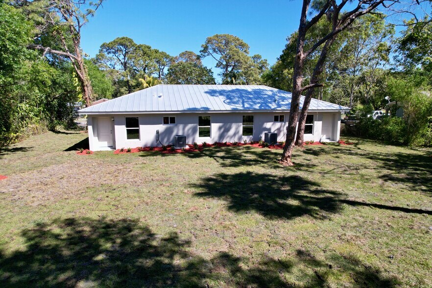 More Photos Of 2703 Avenue G, Fort Pierce Apartments For Sale