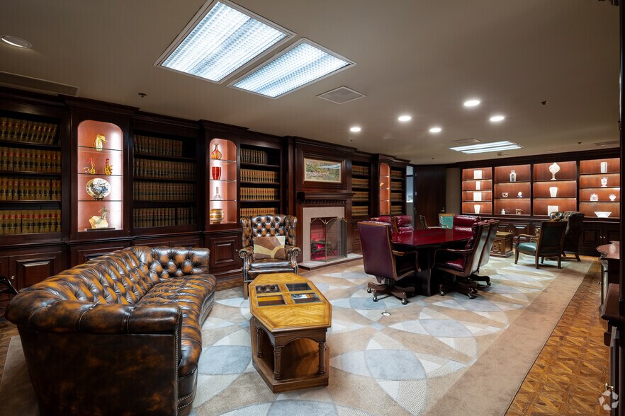 More Photos Of 215 N Marengo Ave, Pasadena Office For Sale