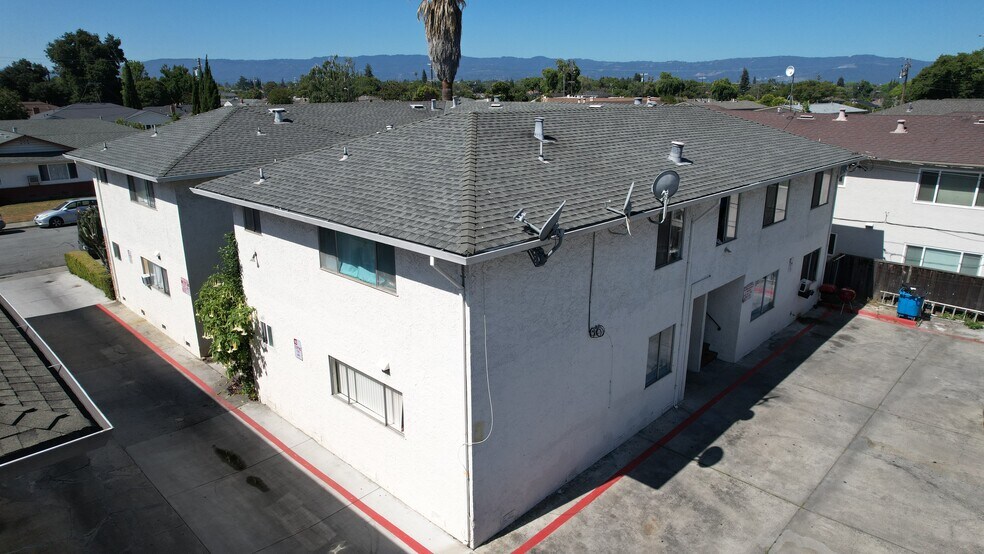 More Photos Of 2173 Aza Dr, Santa Clara Apartments For Sale