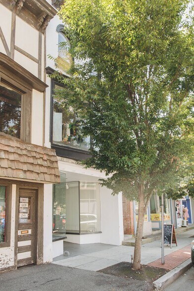 More Photos Of 925 South St, Peekskill Office For Lease