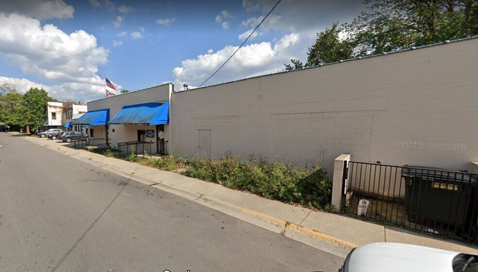 More Photos Of 184 N Lancaster St, Athens Office For Lease