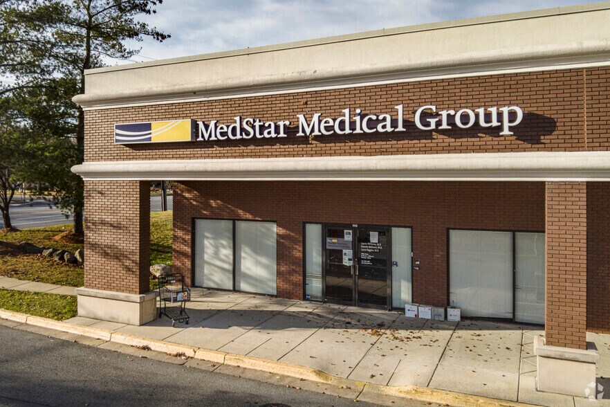 More Photos Of 1 Swan Creek Rd, Fort Washington Unknown For Lease