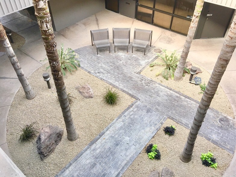More Photos Of 8603 E Royal Palm Rd, Scottsdale Office For Lease