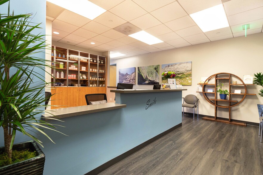 More Photos Of 14650 Aviation Blvd, Hawthorne Medical For Lease