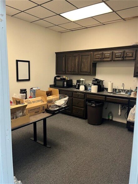 More Photos Of 109 7th St, Saint Joseph Office For Sale