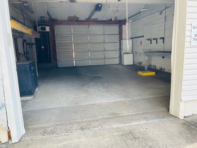 More Photos Of 314 Broadway, Elmwood Park Storefront Retail Residential For Lease