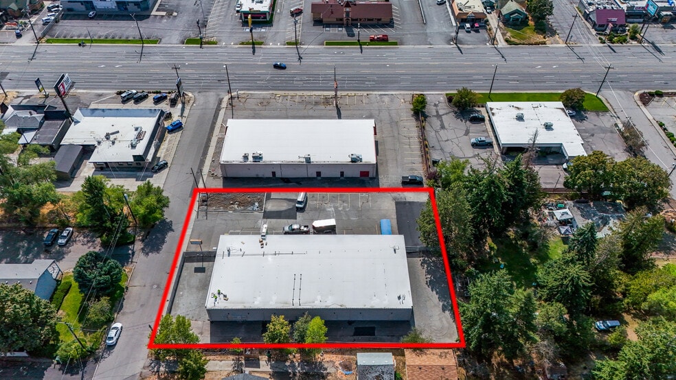 More Photos Of 21 N Skipworth Rd, Spokane Valley Showroom For Sale