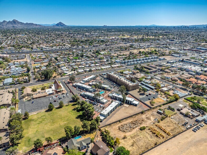 More Photos Of 7232 N 27th Ave, Phoenix Apartments For Sale