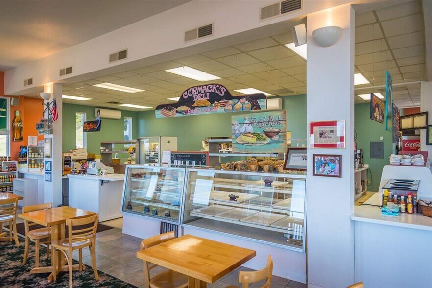 More Photos Of 2569 Charlevoix Rd, Petoskey Restaurant For Sale