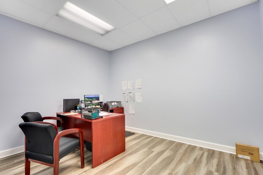 More Photos Of 1405 SE Goldtree Dr, Port Saint Lucie Medical For Lease