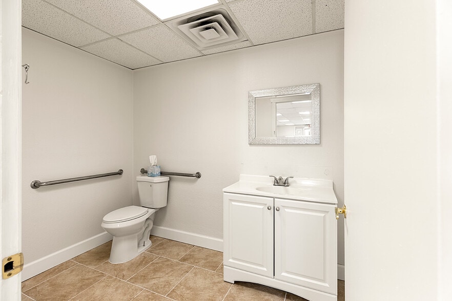 More Photos Of 2901 Overseas Hwy, Marathon Office Residential For Sale
