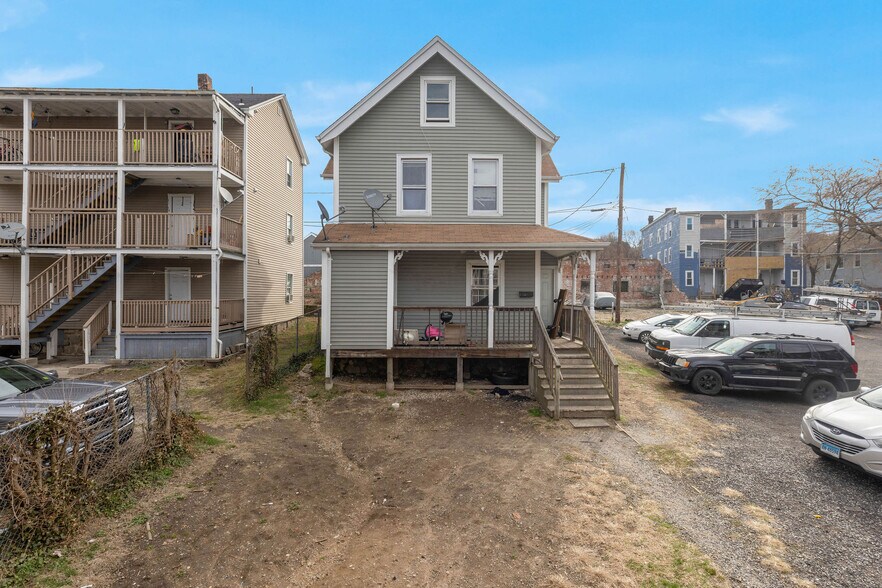 More Photos Of 701-703 S Main St, Waterbury Apartments For Sale