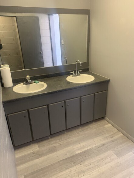 More Photos Of 10-28 Third St, Lansdowne Industrial For Sale