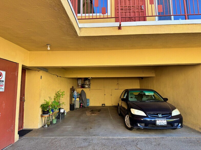 More Photos Of 2844 Ardmore Ave, South Gate Apartments For Sale