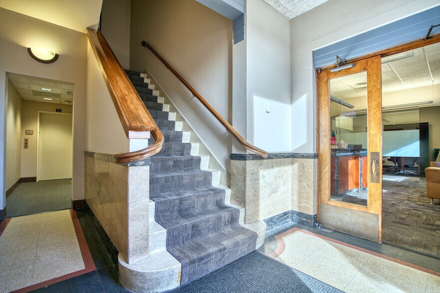 More Photos Of 1319 Spruce St, Boulder Office For Sale