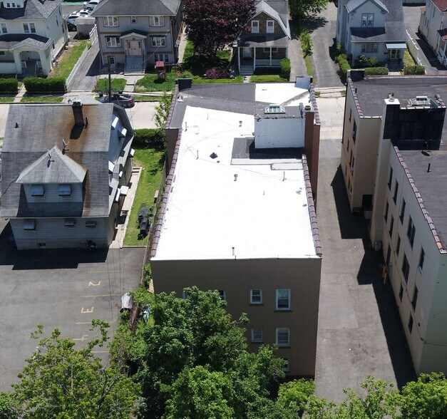 More Photos Of 439 Main St, White Plains Apartments For Sale