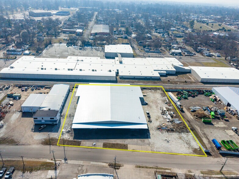 Primary Photo Of 1620 W 7th St, Owensboro Warehouse For Sale