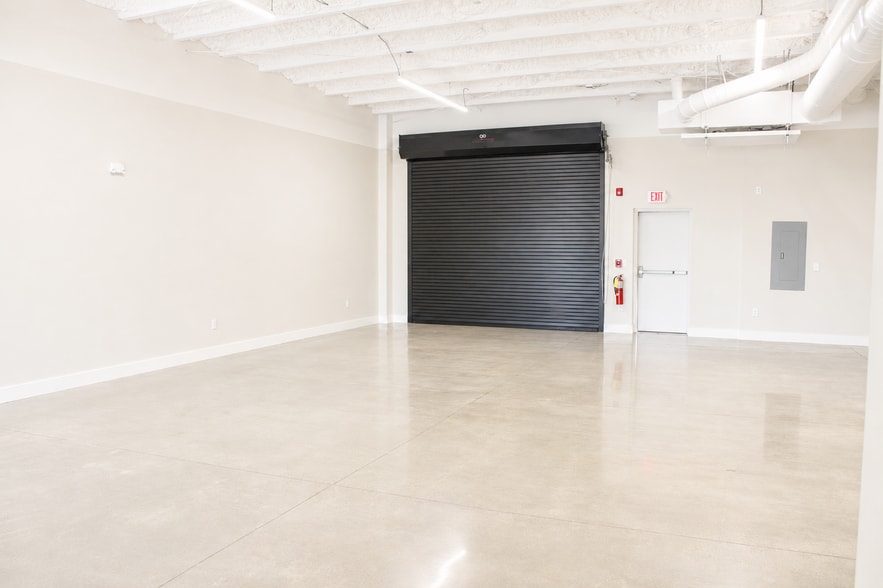 More Photos Of 9 Alpine Ct, Brunswick Flex For Lease