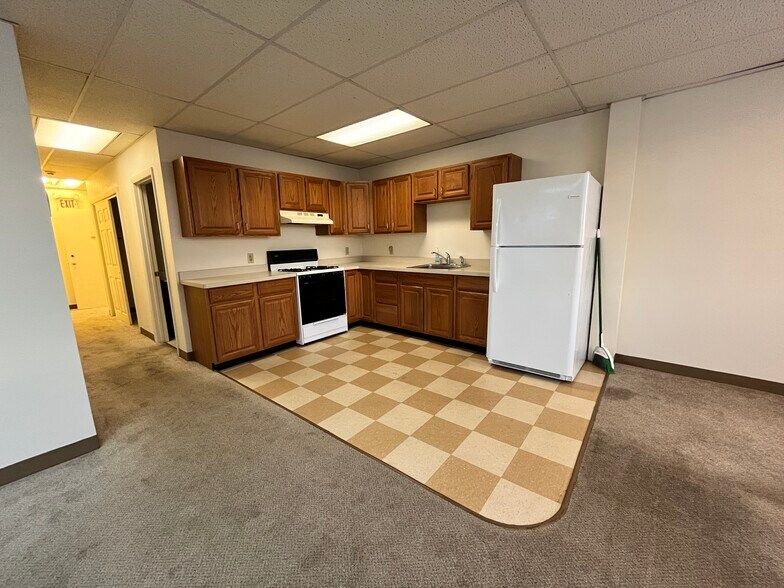 More Photos Of 84 Scio St, Rochester Storefront Retail Office For Lease