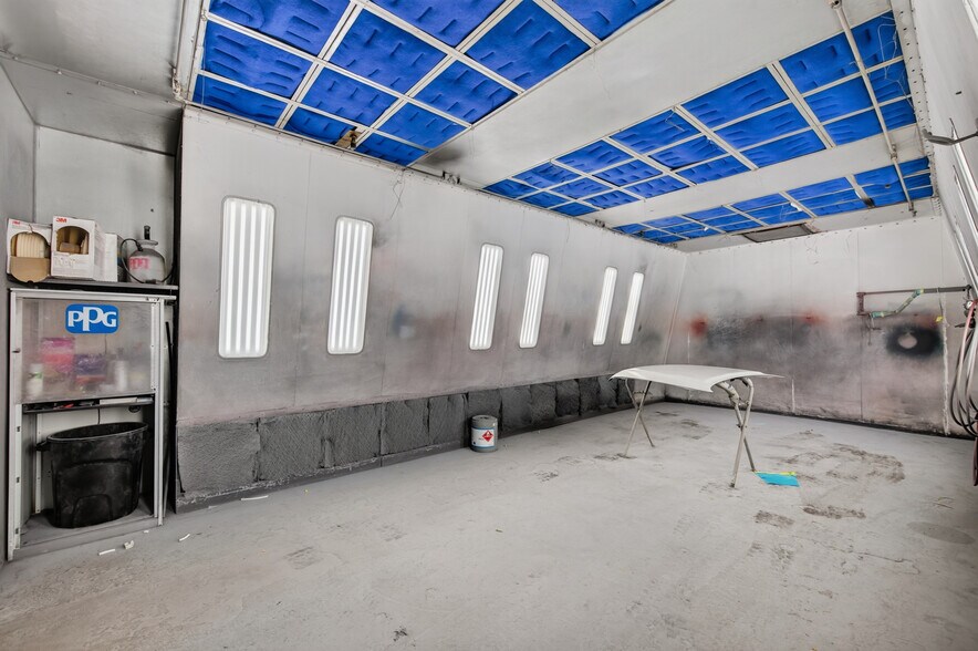 More Photos Of 601 S 10th St, Gunnison Warehouse For Sale