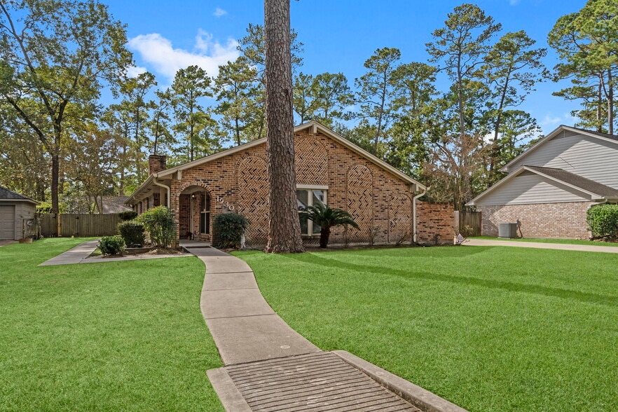 More Photos Of 1930 River Falls Dr, Kingwood Assisted Living For Sale