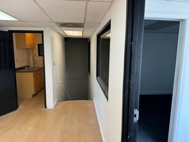 More Photos Of 1138-1140 S Broadway, Los Angeles Storefront Retail Office For Lease